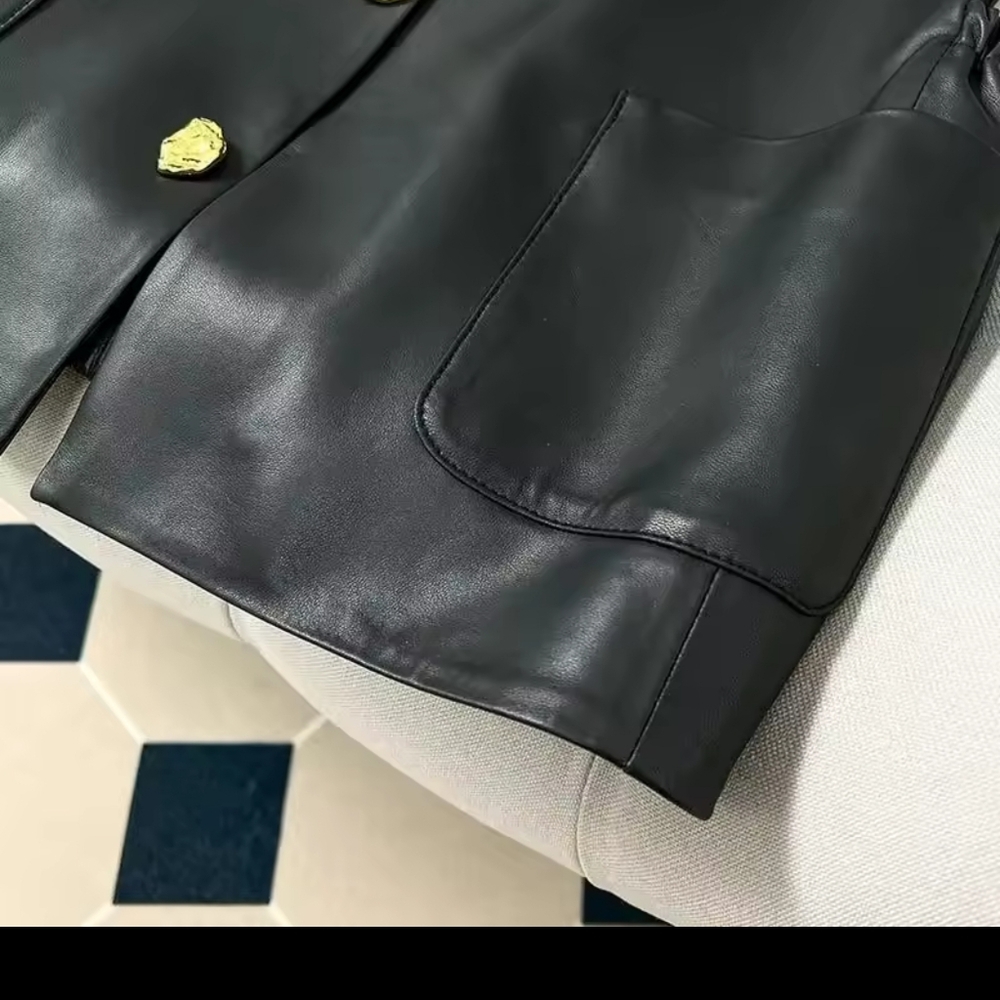 New High-End Temperament Light Faux Luxury Leather - Picture 4 of 6